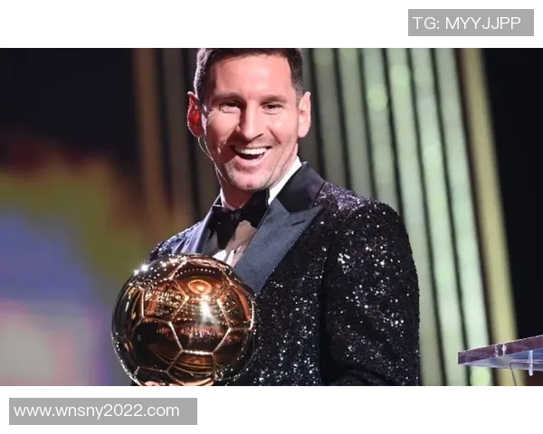 梅西荣获足球年度最佳球员奖项领奖瞬间精彩回顾 梅西荣获足球年度最佳球员奖项领奖瞬间精彩回顾